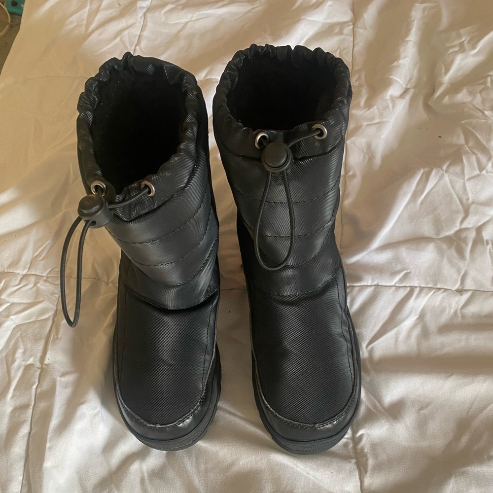 Kids snow boots